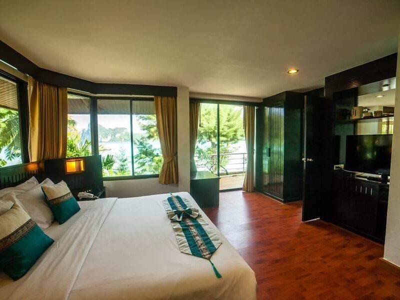 Phi Phi Island Cabana Hotel